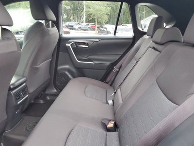 2025 Toyota RAV4 Hybrid SE