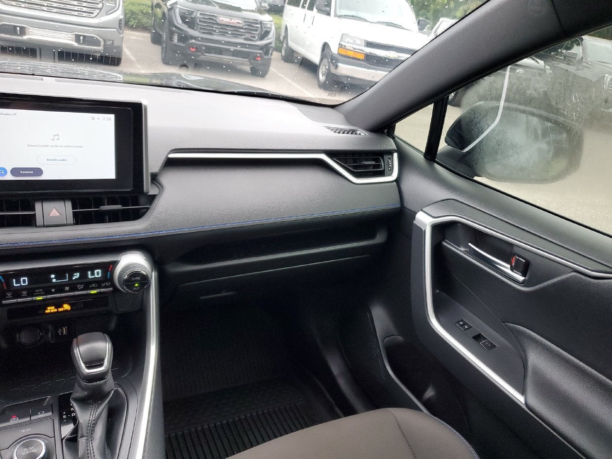 2025 Toyota RAV4 Hybrid SE