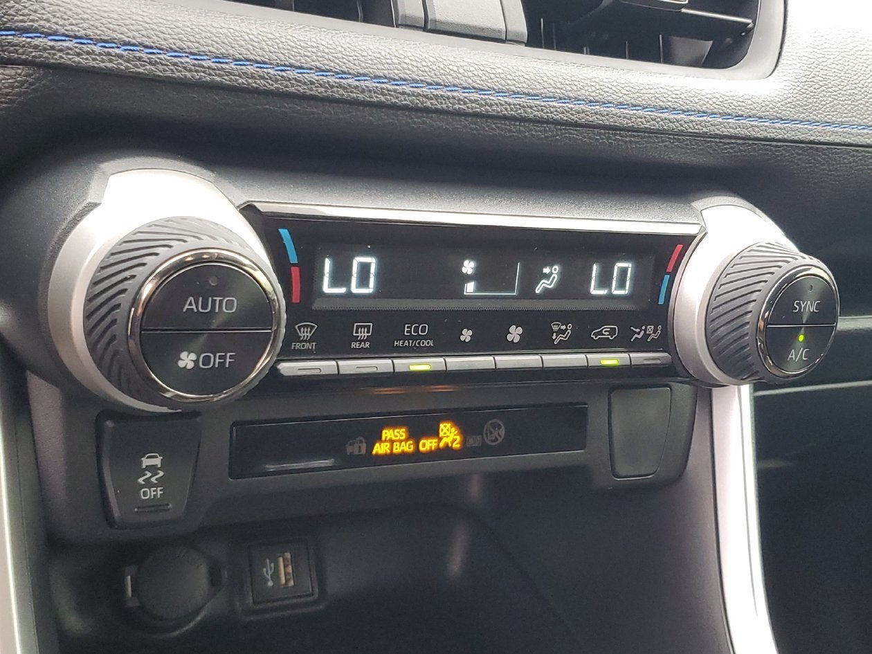 2025 Toyota RAV4 Hybrid SE