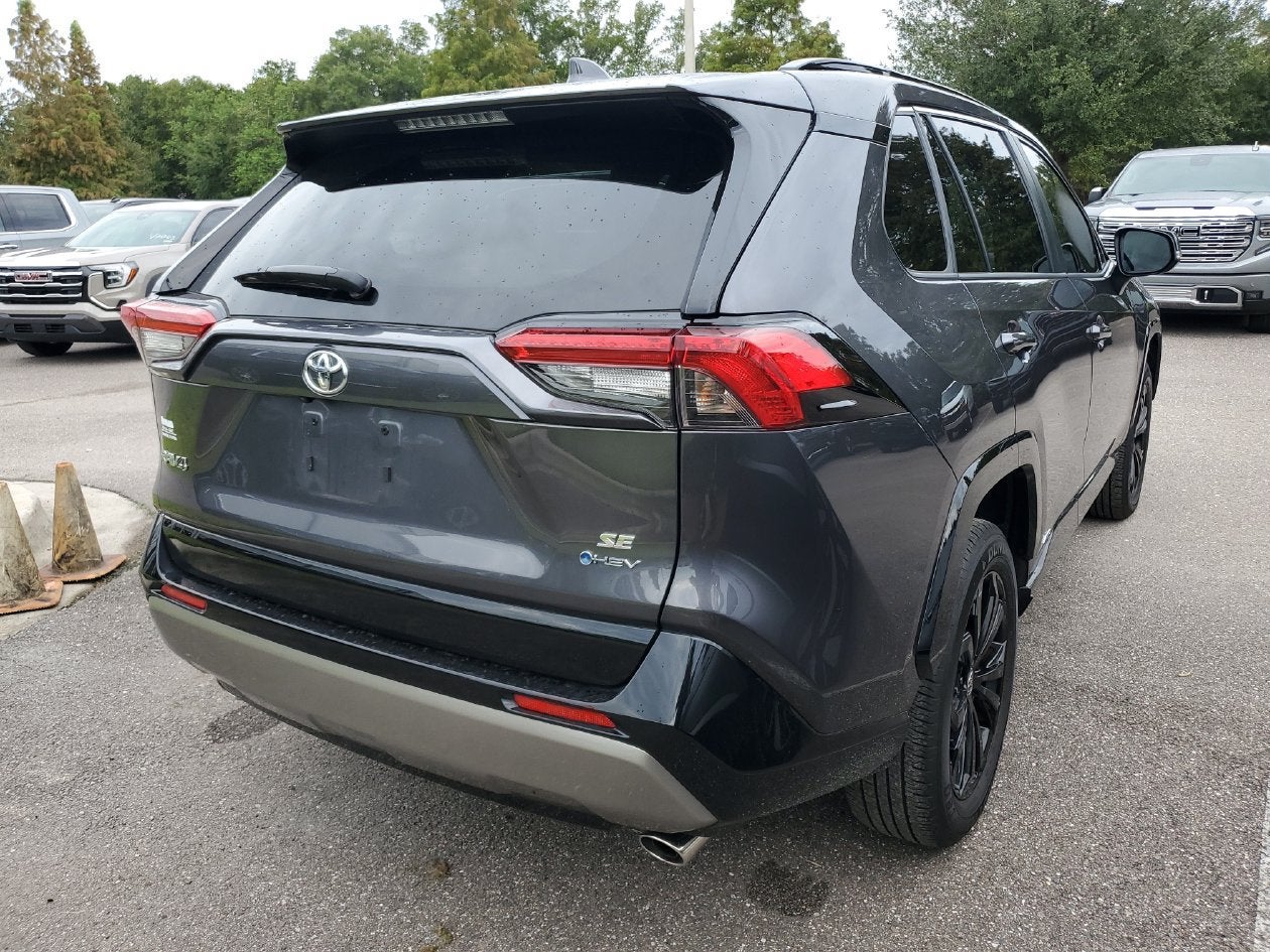 2025 Toyota RAV4 Hybrid SE