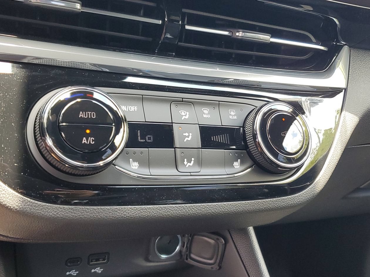 2026 Buick Envista Sport Touring - Photo 22