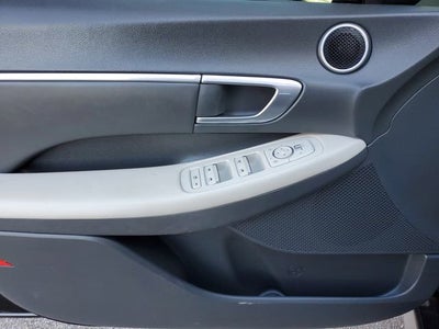 2023 Hyundai Sonata Hybrid Blue