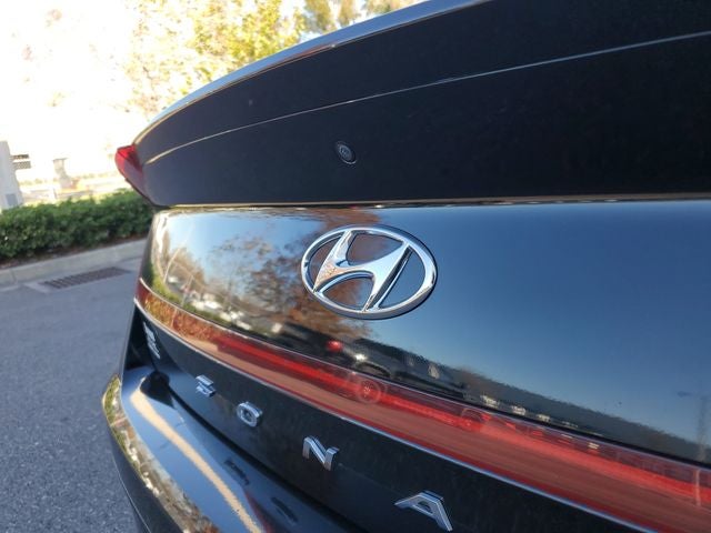 2023 Hyundai Sonata Hybrid Blue