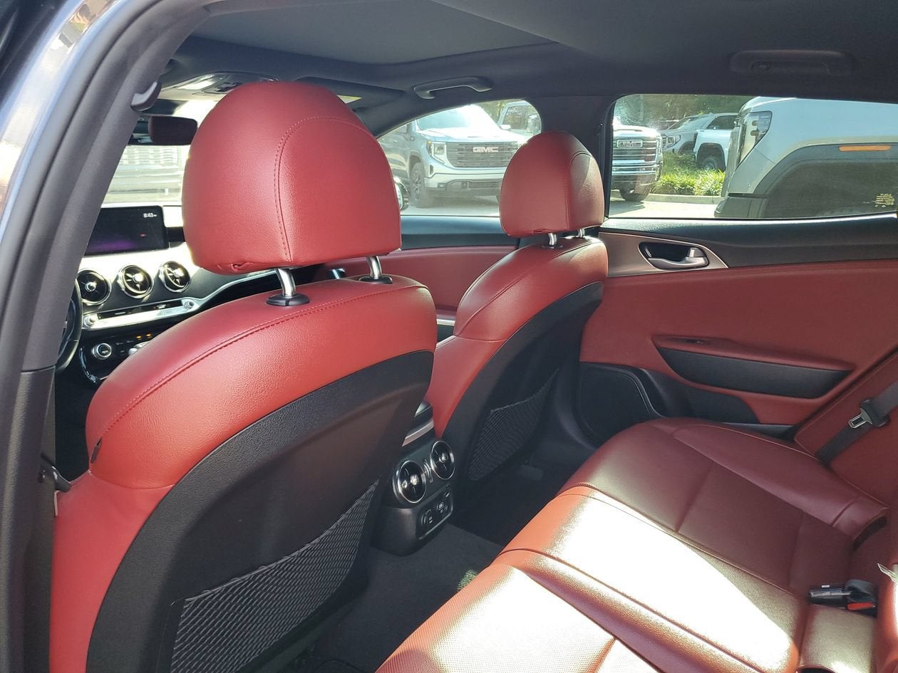 2022 Kia Stinger GT1