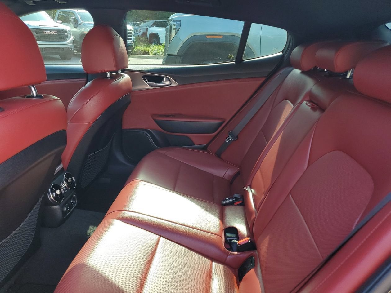 2022 Kia Stinger GT1