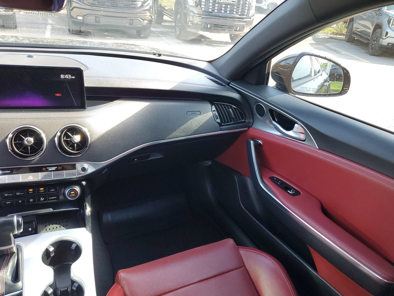 2022 Kia Stinger GT1