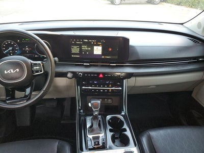 2023 Kia Carnival SX