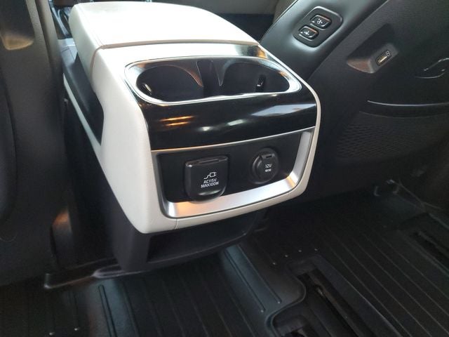 2023 Kia Carnival SX