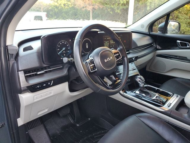 2023 Kia Carnival SX