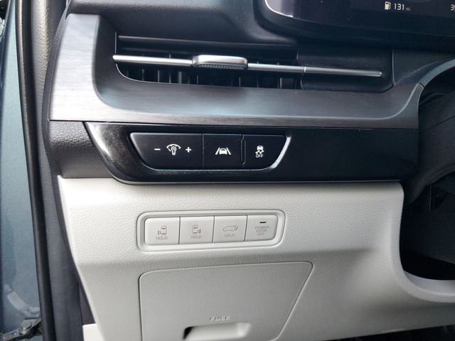 2023 Kia Carnival SX