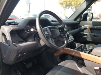 2023 Land Rover Defender X-Dynamic SE