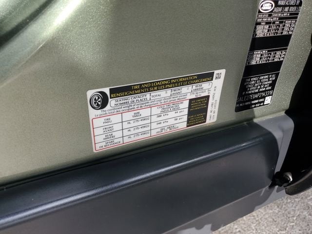 2023 Land Rover Defender X-Dynamic SE