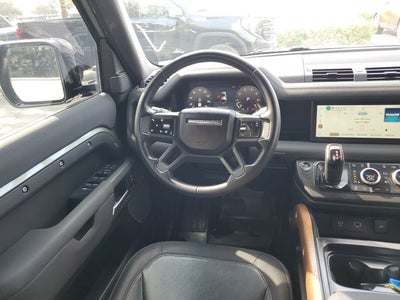 2023 Land Rover Defender X-Dynamic SE