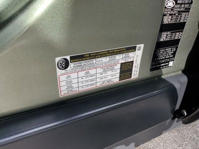 2023 Land Rover Defender X-Dynamic SE