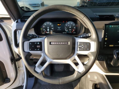 2025 Land Rover Defender X-Dynamic SE