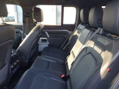 2023 Land Rover Defender 130 X-Dynamic SE