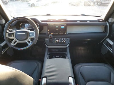 2023 Land Rover Defender 130 X-Dynamic SE