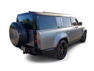 2023 Land Rover Defender 130 X-Dynamic SE