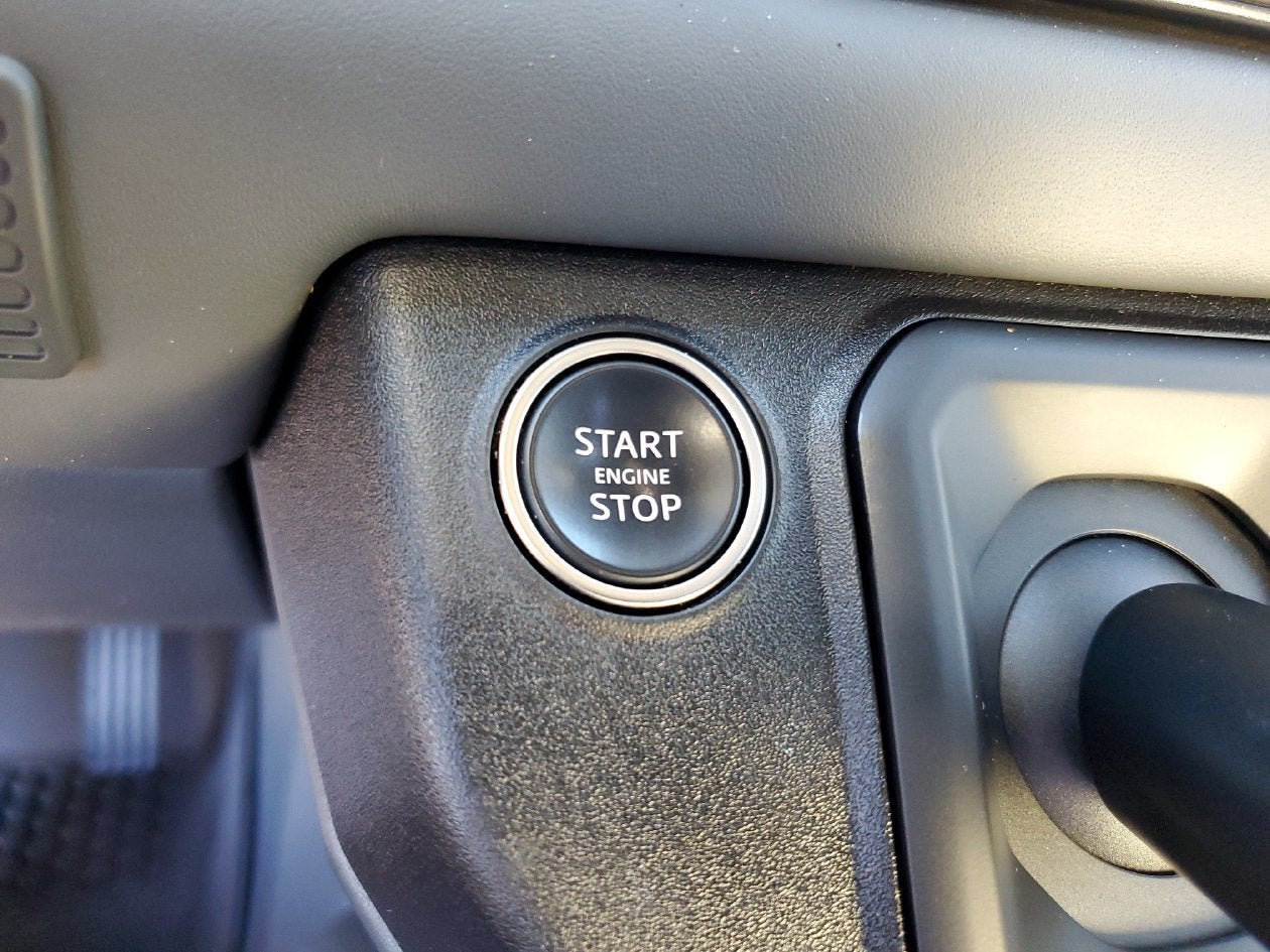 2023 Land Rover Defender X-Dynamic SE