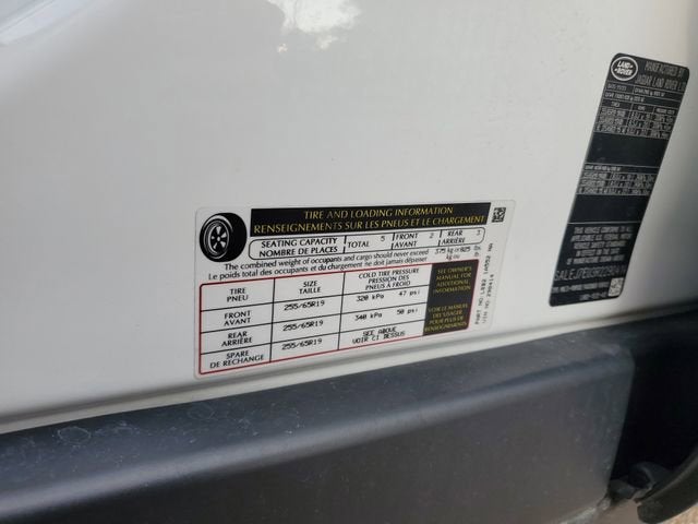 2024 Land Rover Defender 110 P400 S