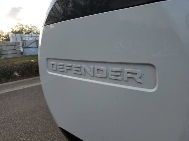 2024 Land Rover Defender 110 P400 S