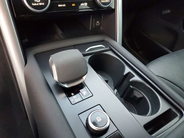 2024 Land Rover Discovery S