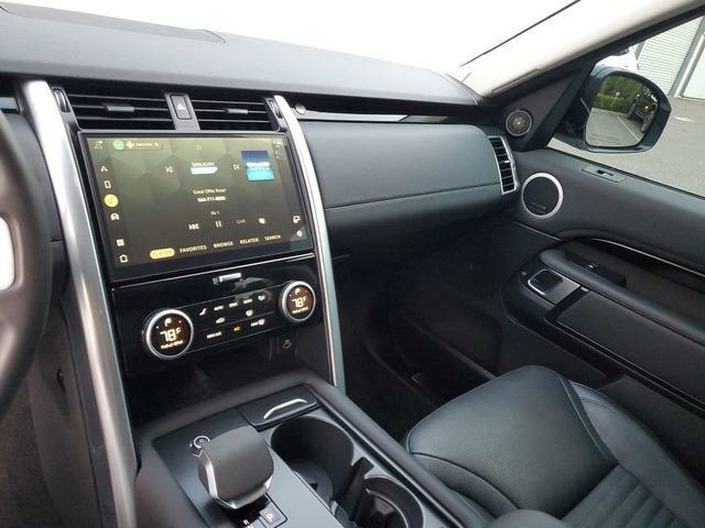 2024 Land Rover Discovery S