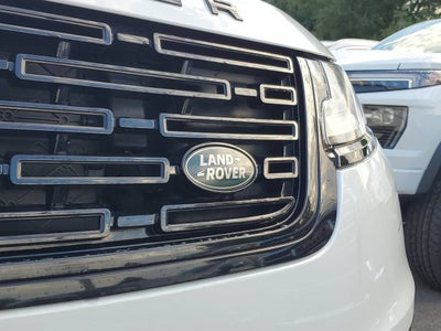 2025 Land Rover Range Rover Velar Dynamic SE