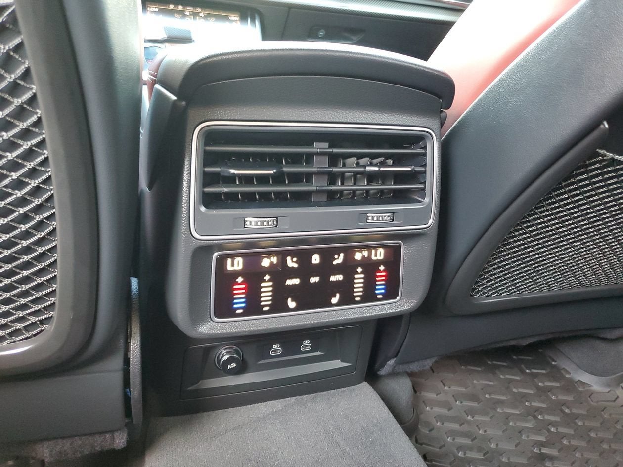 2024 Audi SQ8 Premium Plus