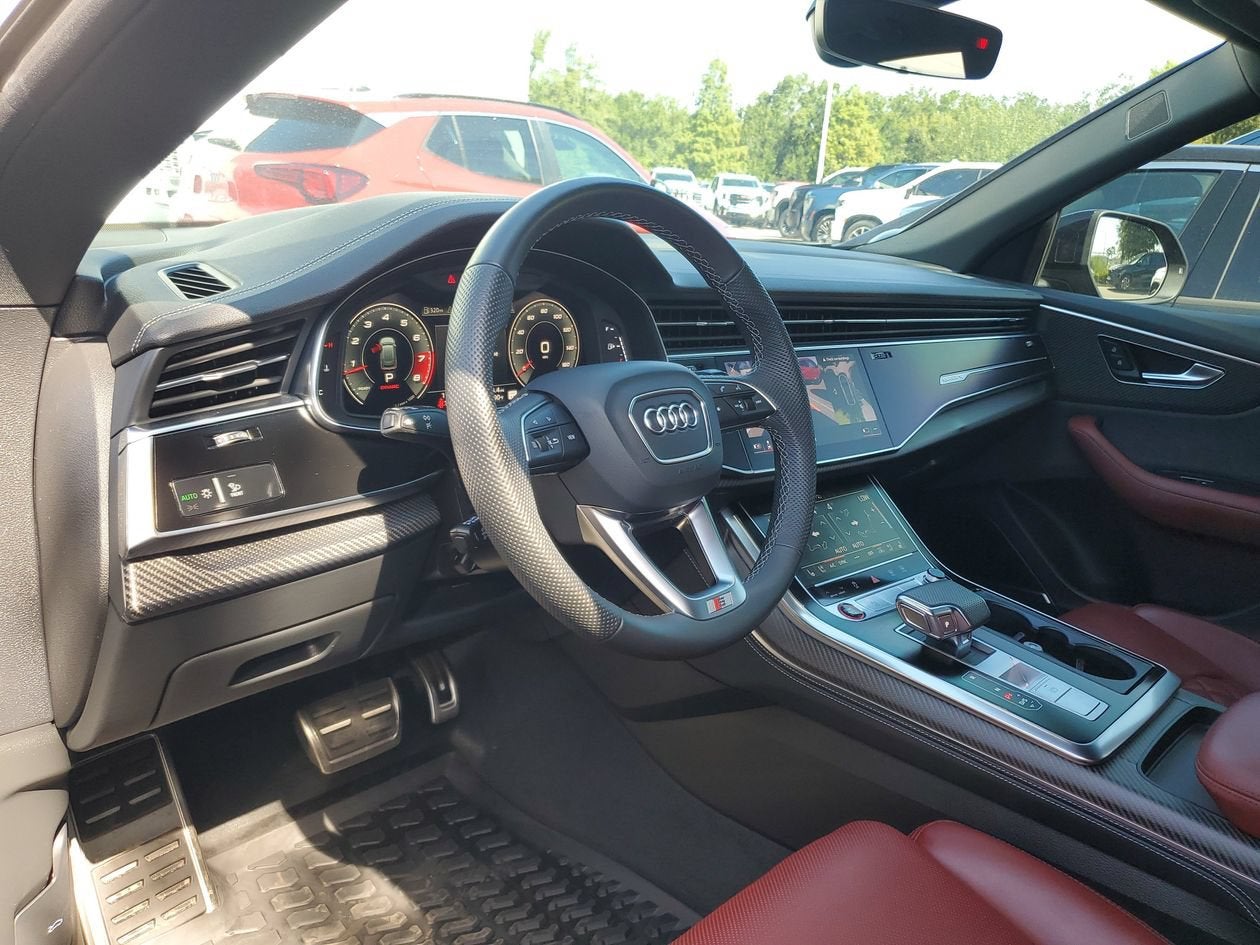 2024 Audi SQ8 Premium Plus
