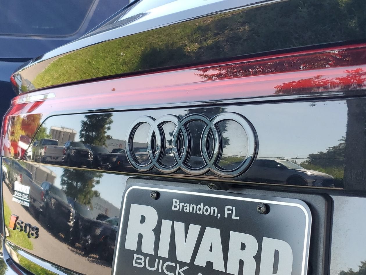 2024 Audi SQ8 Premium Plus
