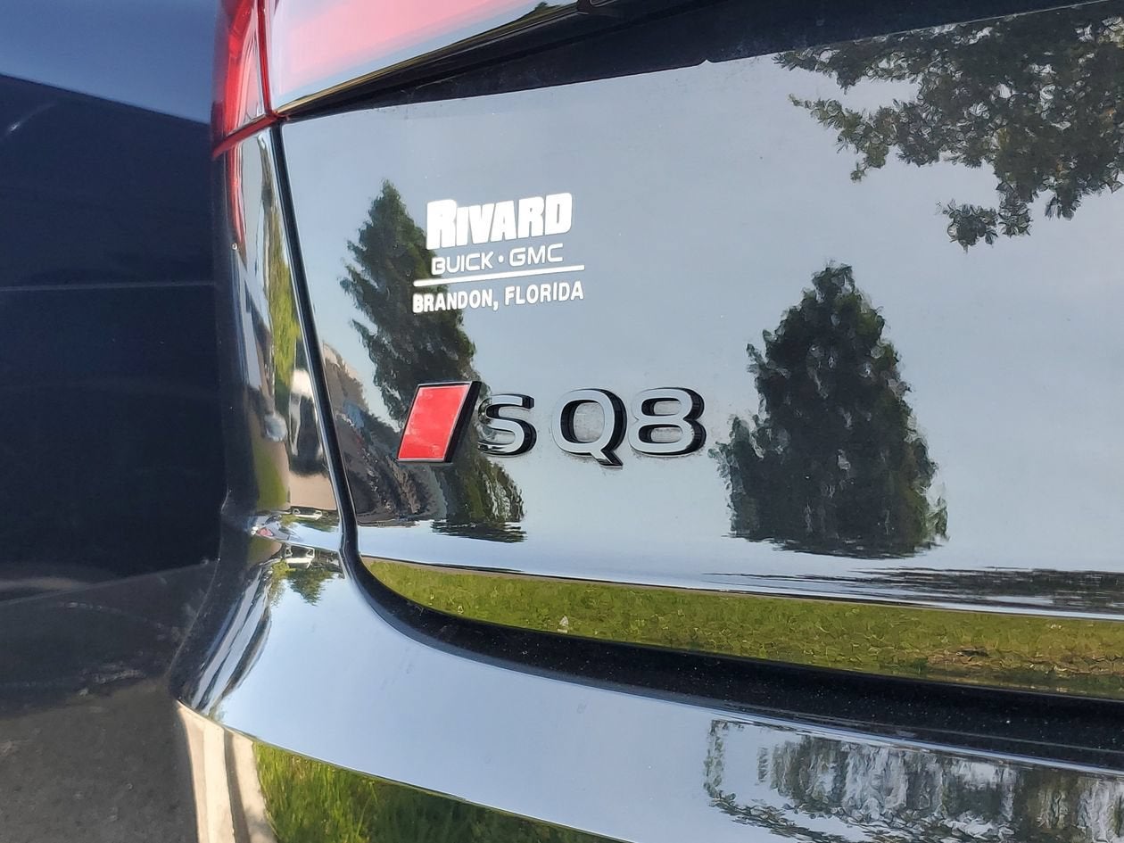 2024 Audi SQ8 Premium Plus