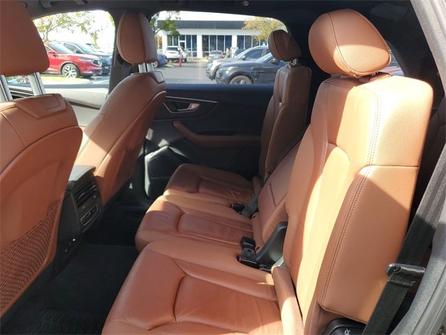 2021 Audi Q7 Premium Plus