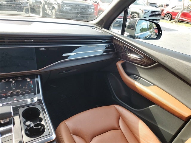 2021 Audi Q7 Premium Plus