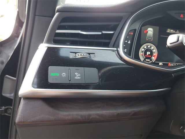 2021 Audi Q7 Premium Plus