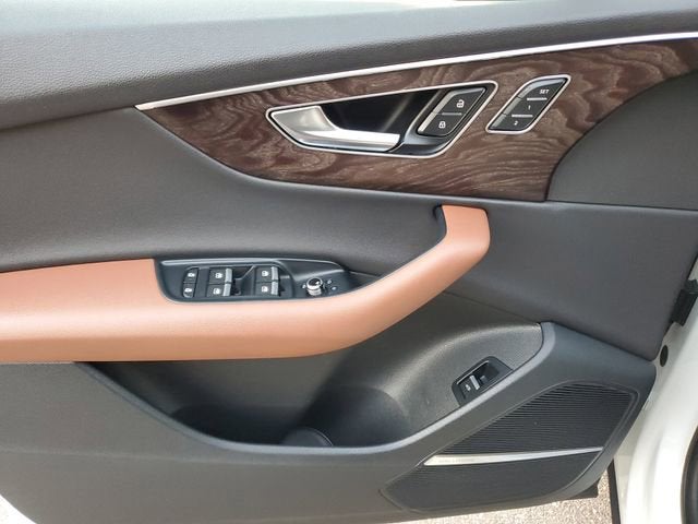 2021 Audi Q7 Premium Plus