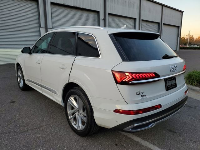 2021 Audi Q7 Premium Plus