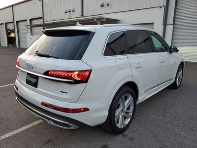 2021 Audi Q7 Premium Plus