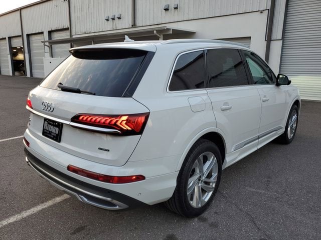 2021 Audi Q7 Premium Plus