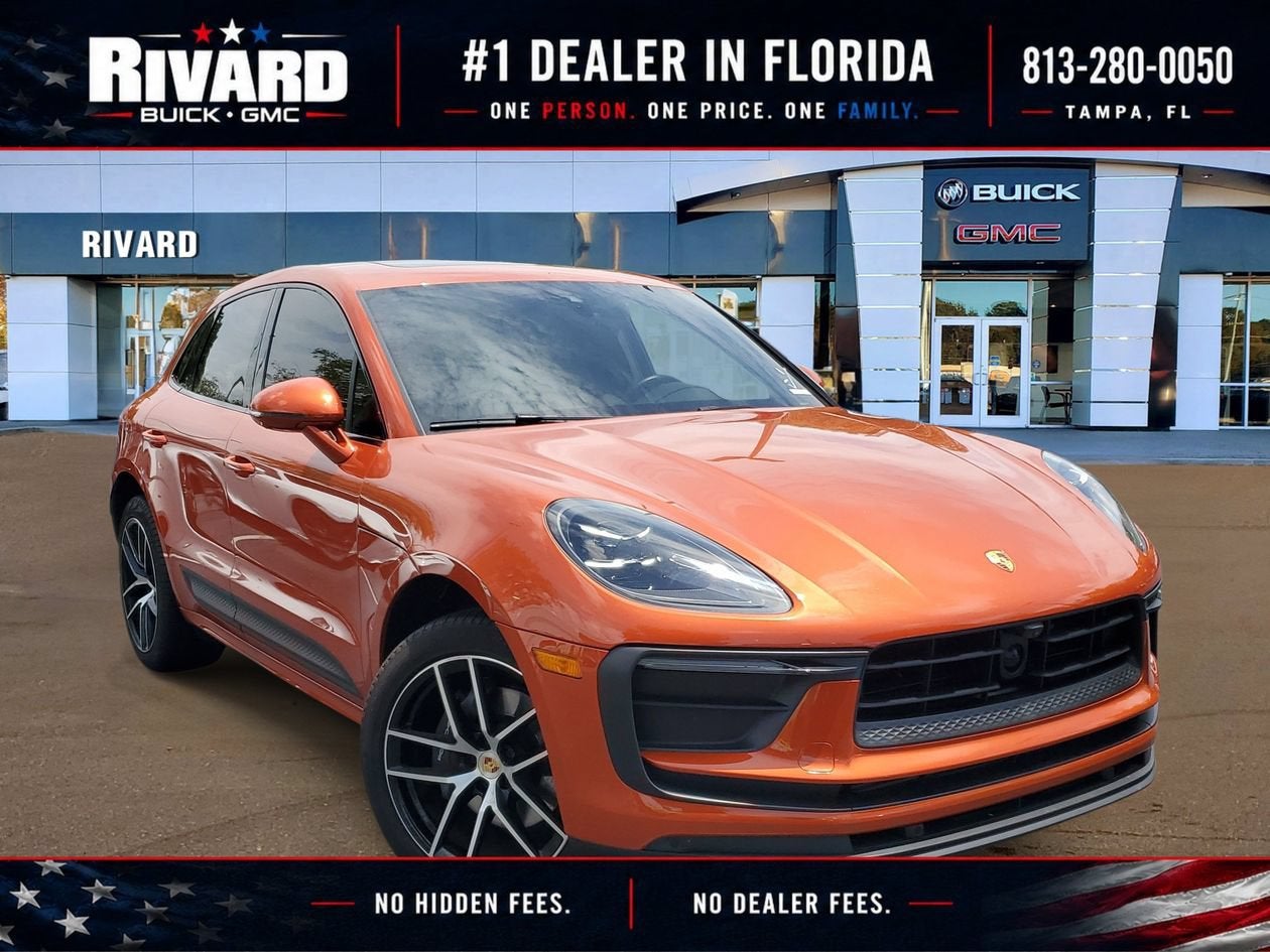 2025 Porsche Macan 4DR AWD