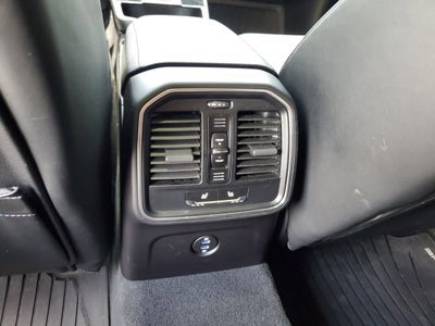 2025 Porsche Macan 4DR AWD