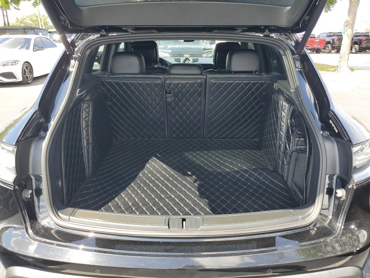 2024 Porsche Macan S