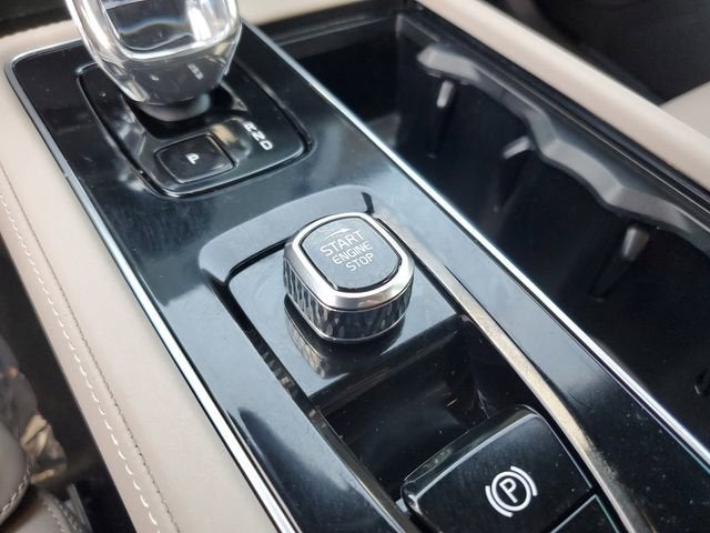 2025 Volvo XC90 Ultra