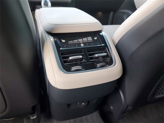 2025 Volvo XC90 Ultra