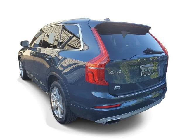 2021 Volvo XC90 Momentum