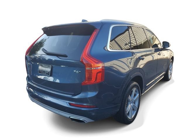 2021 Volvo XC90 Momentum