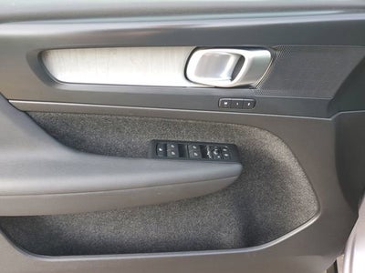 2026 Volvo XC40 Plus