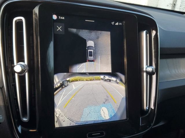 2026 Volvo XC40 Plus