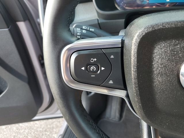 2026 Volvo XC40 Plus