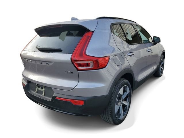 2026 Volvo XC40 Plus
